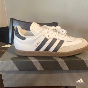 Adidas White and Black Sneakers Classic Design